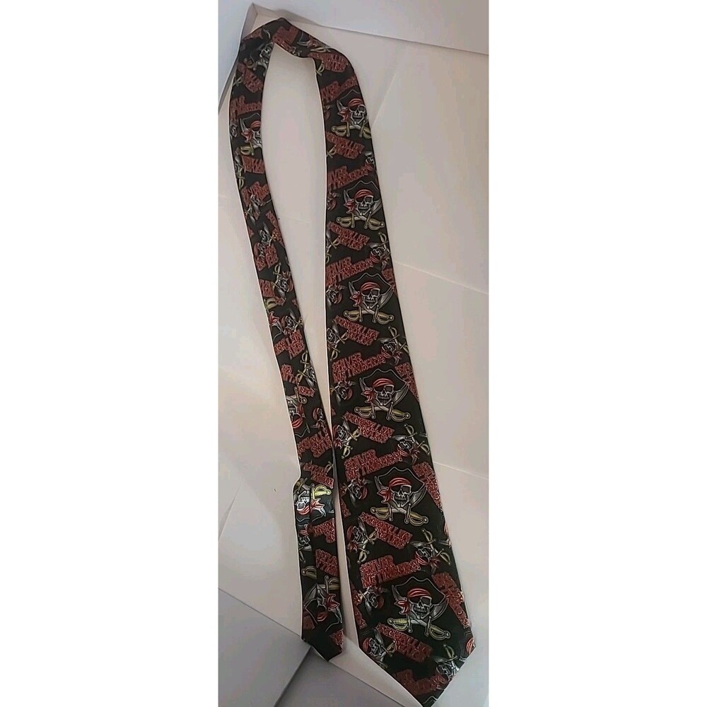 Roberto Cellini Pirate Tie "Shiver Me Timbers" Skull & Crossbones Necktie